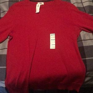 Old navy sweater (red)